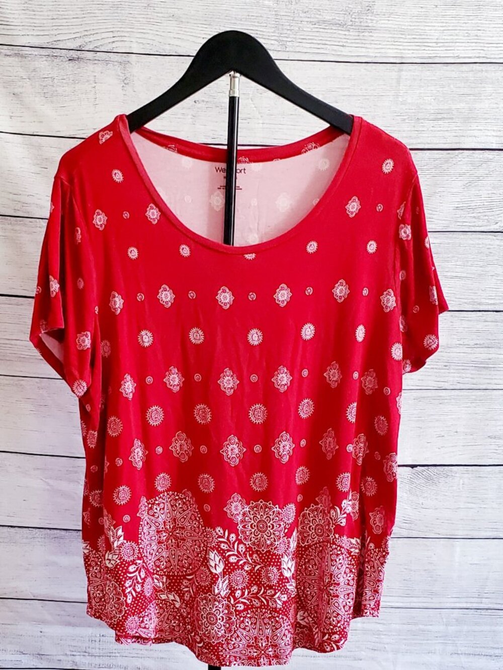 Westport Women's Blouse Short Sleeve Scoop Neck Tee, Red w/White Floral Size 1X